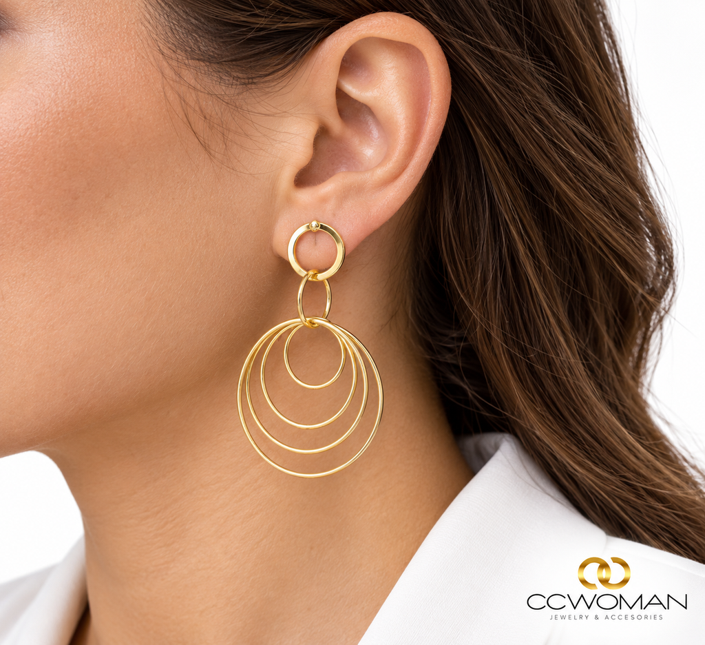 Aros Círculos en Movimiento – Elegancia Dorada con modelo, pasador corregido