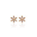 BB3355OU — fotografía original Bruna mejorada de aros flor dorada con seis cristales rosa pálido